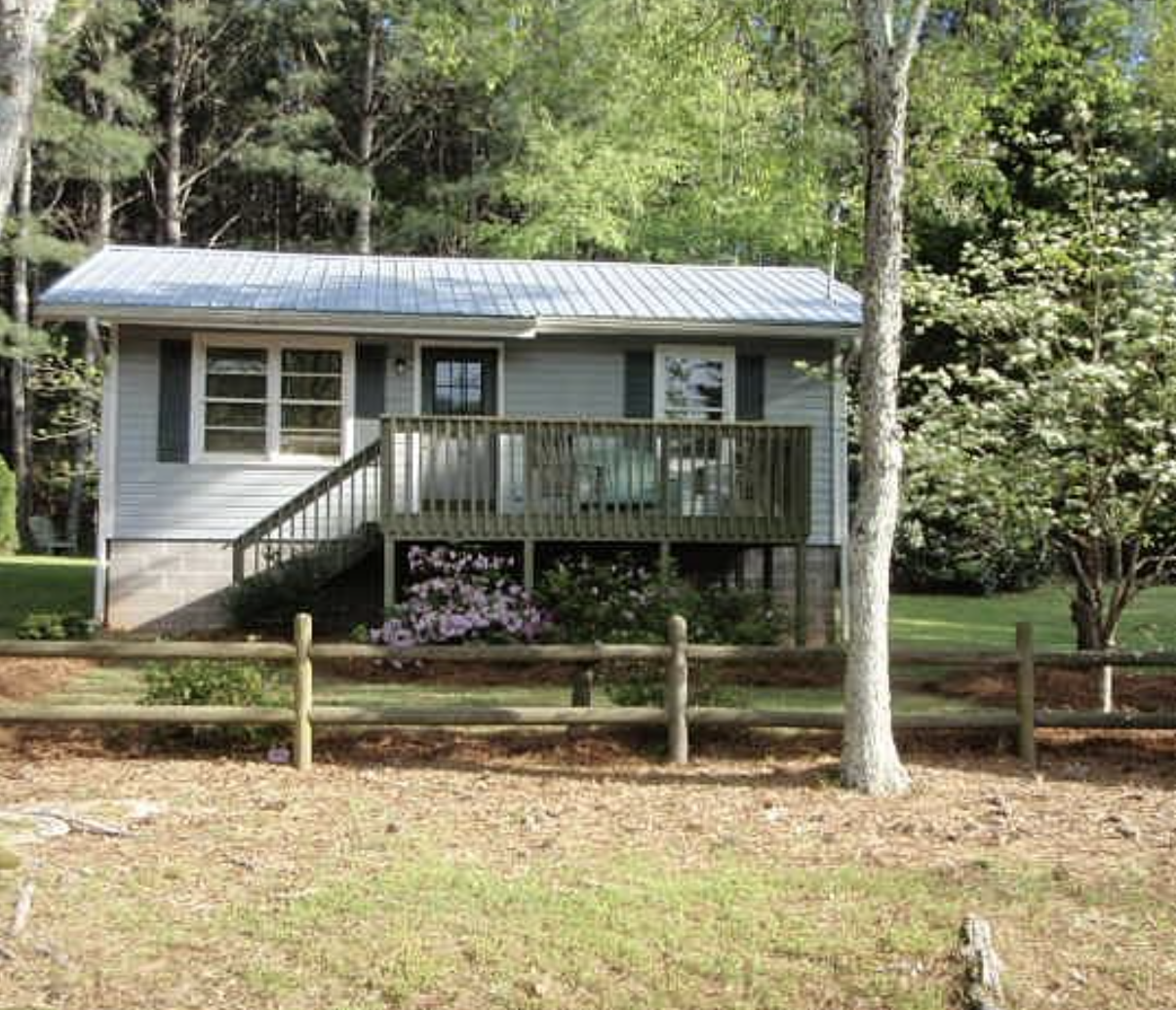 1160 Twelve Oaks Circle